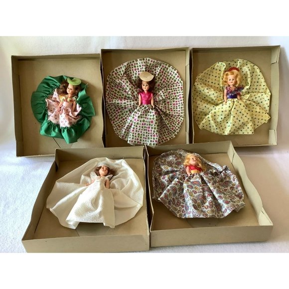 Penny's 2/$1.00 Hollywood Sleep Eye Doll, Set of 5 - Picture 7 of 10
